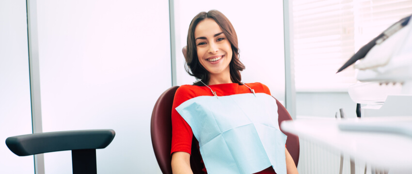 How Does Teeth Whitening Work to Bleach Teeth?